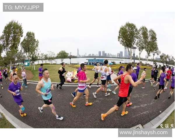 南京飞盘队在城市马拉松积分榜中以92分稳居第一名引发关注