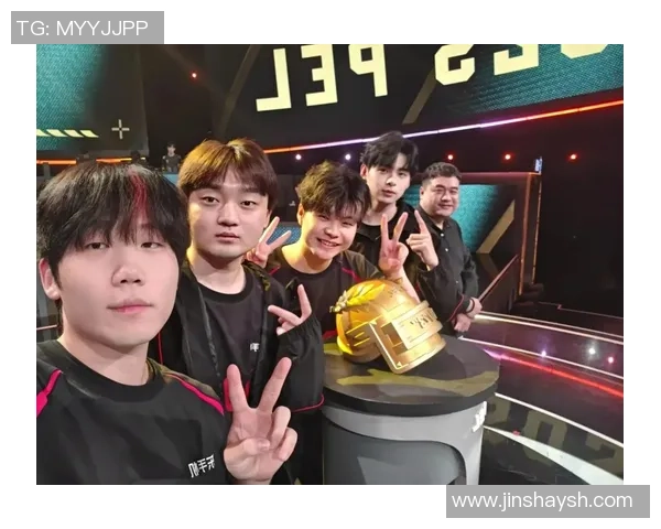 和平精英巨献:深入解析JDG战队的强大实力与战术魅力 和平精英巨献:深入解析JDG战队的强大实力与战术魅力