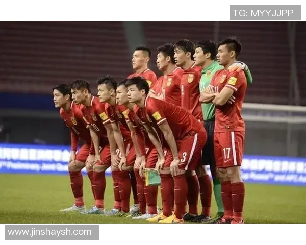 张军独家分享足球心得与技巧探讨助你提升球技与战术理解