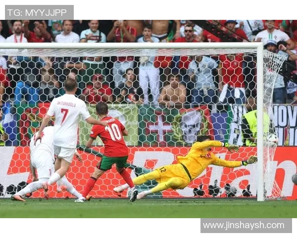 探索ak足球的魅力与技术提升之路,助力年轻球员成长与发展 探索ak足球的魅力与技术提升之路,助力年轻球员成长与发展