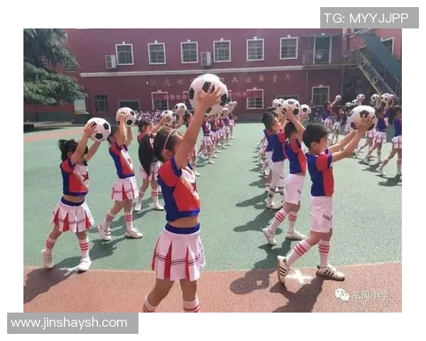 足球操中班：激发孩子运动热情与团队合作精神的快乐课堂